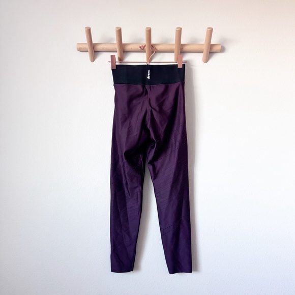 Ultracor High Oblique Pixelate Deep Burgundy Leggings - Picture 8 of 13